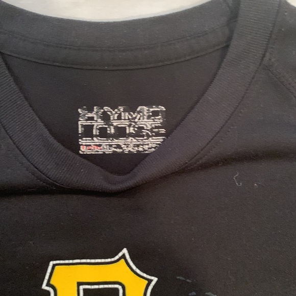 Under Armour T-shirt, Youth Large - Picture 2 of 5